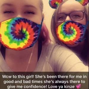 Meet your Posher, Makinze